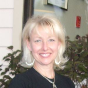 Meet your Posher, Liz